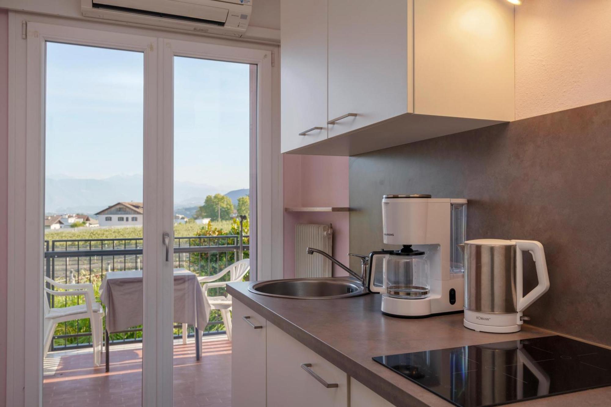 Hotel Appartement Lahngut ナッレス エクステリア 写真